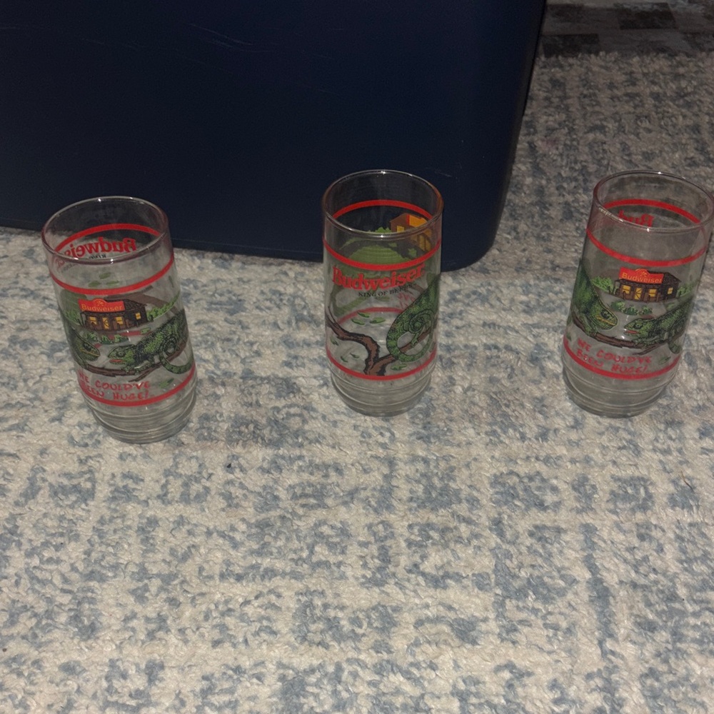 SET OF 3 Budweiser Scenic Glass Trio with Red Highlights